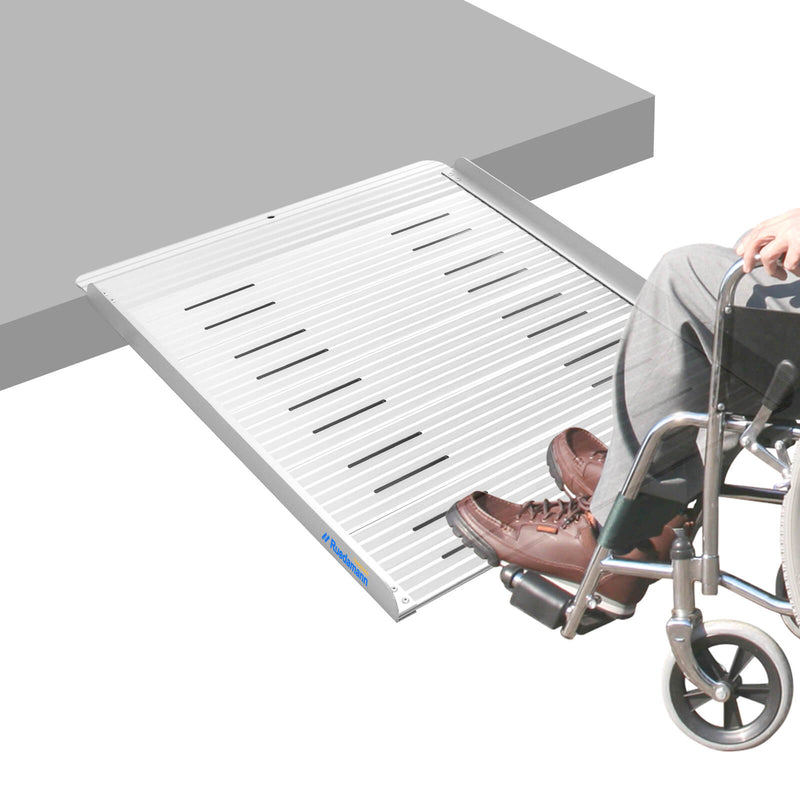 Ruedamann ®漏水穴の車椅子スロープ 長さ60-150cm*幅71.5cm 耐荷重は300kg 特注スロープ