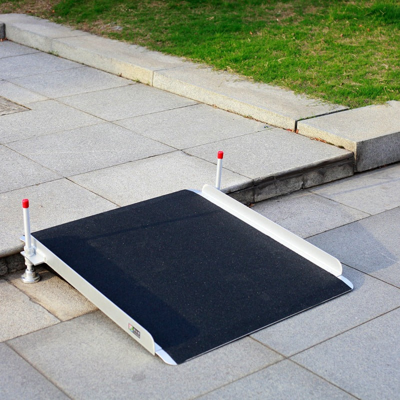 Ruedamann ®高さ調節可能なドアシルスロープ - ATR600-4-